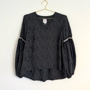 NOBLE 31 Black V-Neck Snake Print Textured Long Puff Sleeve Blouse Size Small